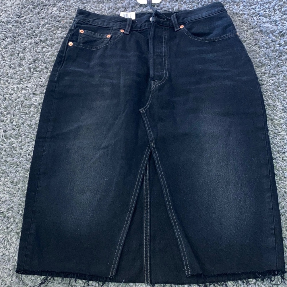 Levi’s black jean skirt